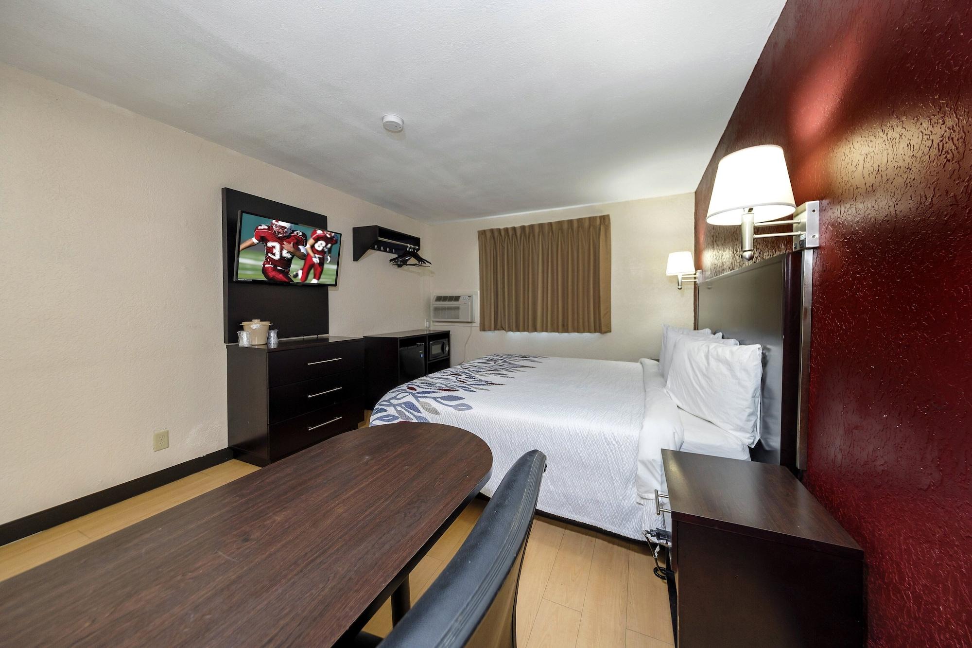 Red Roof Inn Jacksonville - Cruise Port Extérieur photo