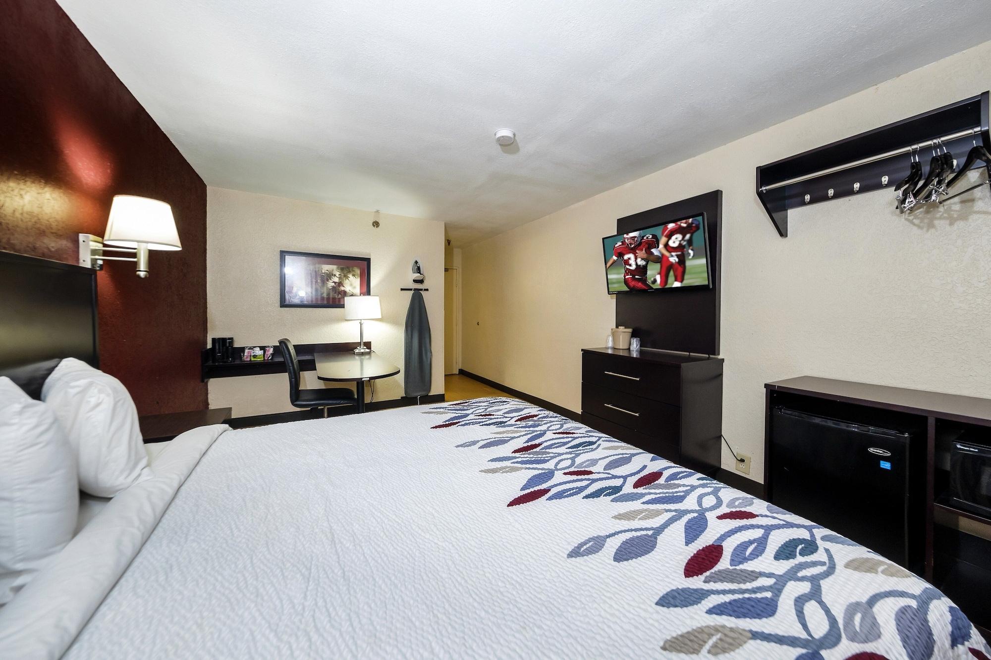 Red Roof Inn Jacksonville - Cruise Port Extérieur photo